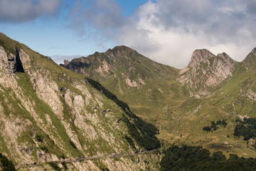 Obraz premium landscape of mountains and blue sky