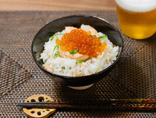 鮭いくらご飯