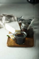 onion jam with camembert cheese