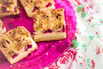 kruche ciasto z malinami © dusiowa