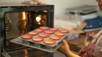 Cooking Muffins