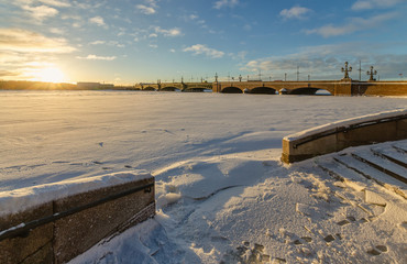 A view of the Trinity bridge seen from Petrovskaya embankment.