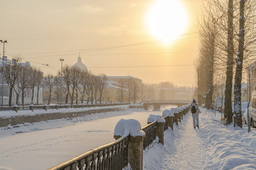 A winter dawn over Krjukov canal.