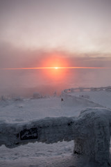 Fototapeta premium freezing sunset