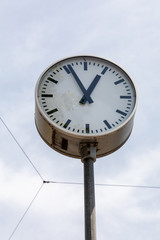 Fototapeta na wymiar Clock Pole