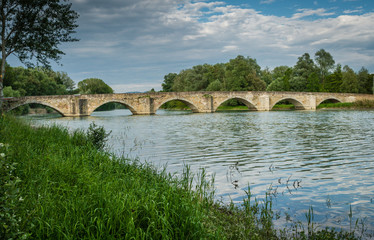 Fototapeta na wymiar The Buriano bridge over the Arno river in Italy