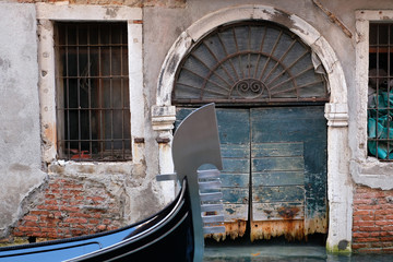 Detailansicht einer Gondel in Venedig, Italien 