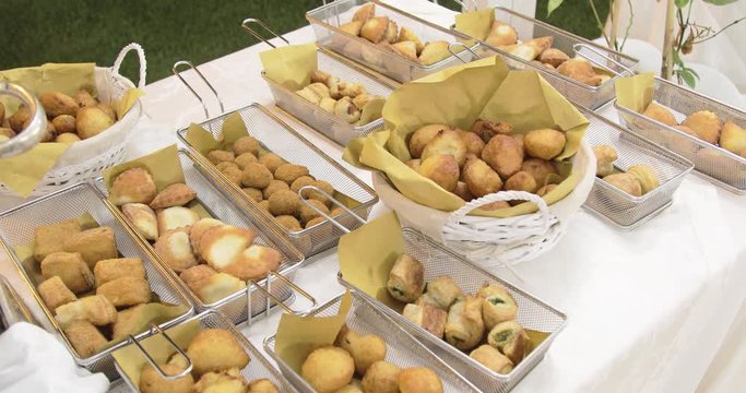 Crocchette fritte per antipasto ad un matrimonio