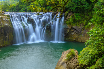 Fototapeta na wymiar Shifen Waterfall in new taipei city