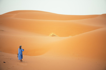 Berber en desierto Sahara