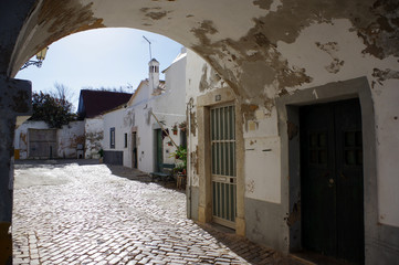 rue dans la ville de Faro, Portugal