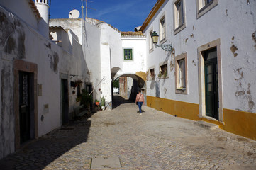 rue dans la ville de Faro, Portugal