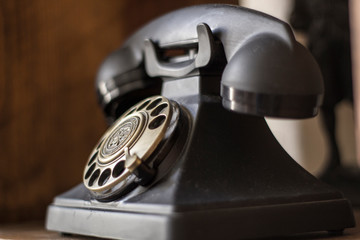 El tel&eacute;fono antiguo de mi padre