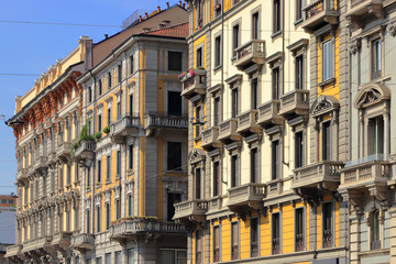 Fototapeta na wymiar historical buildings in milan in italy
