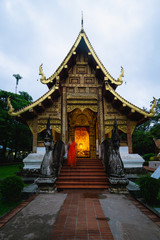 Buddhistischer Mönch am Wat Phra Singh Tempel, Chiang Mai Thailand