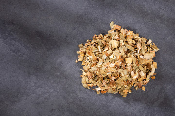 Allium ampeloprasum var. porrum - Crushed Leek Onion