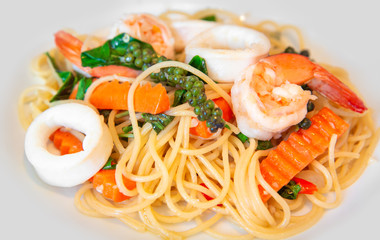 Spaghetti spicy seafood