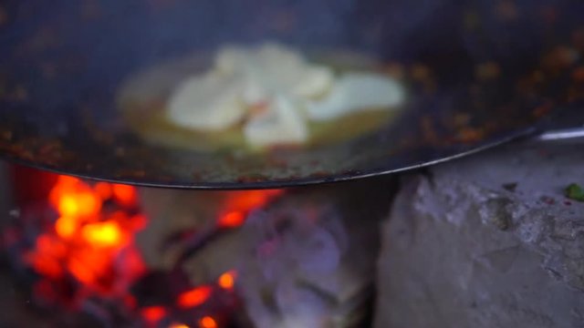 Fry butter in pan 
tereyağı 
ateş
fire