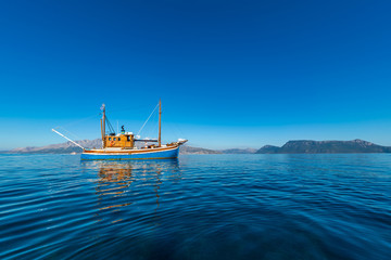 Obraz premium Sailing in the Ionian sea in Lefkada
