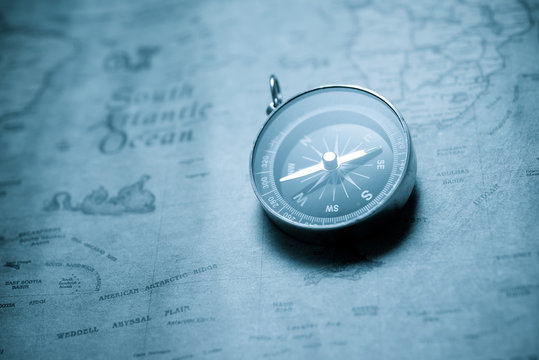 Vintage navigation concept