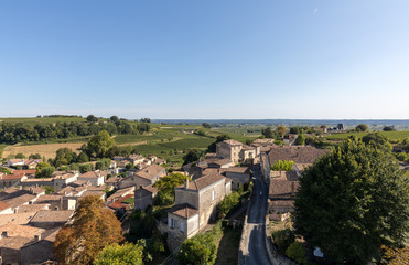 Fototapeta na wymiar Panoramic view of St Emilion, France. St Emilion is one of the principal red wine areas of Bordeaux and very popular tourist destination.
