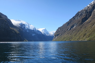 Fototapeta premium The wonderful Geiranger fjord in Norway in the spring