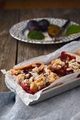 Plum crumble cake