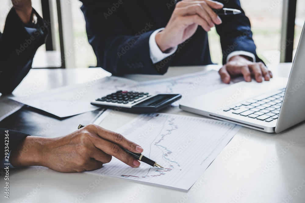 Aufkleber business team investment working with computer and analysis graph stock market trading with stock ch