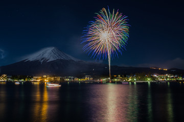 冬花火、富士と共に〜１