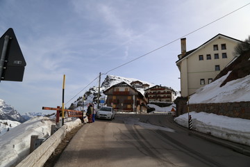 Passo  Rolle  - Dolomiti  - fine inverno  2016