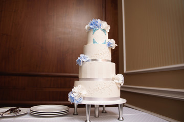 Wedding cake. Delicious sweet holiday buffet with desserts.