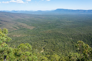 Fototapeta na wymiar View over Victoria Valley and Lake Wartook in the Grampians region of Victoria, Australia.