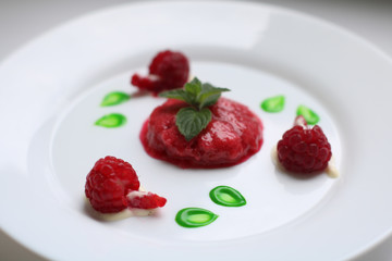 Raspberry dessert side photo