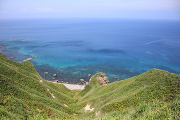 Fototapeta na wymiar 青い海