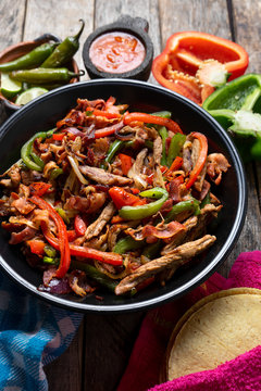 Mexican beef fajitas also called "alambre"