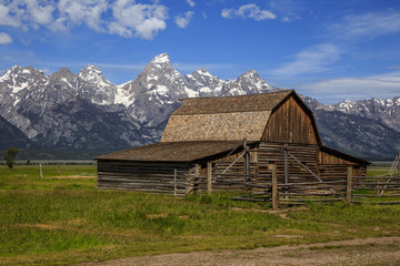 Fototapeta na wymiar Grand Teton Range Barn Views