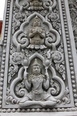 Fototapeta na wymiar Sacred statues of Thai people