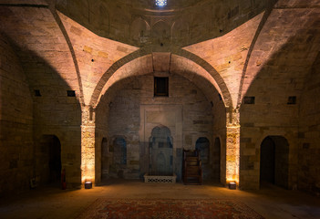Fototapeta na wymiar Royal mosque interior at Shirvanshahs palace in Baku city
