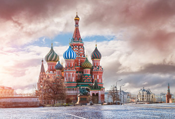 Fototapeta premium Светлое утро A bright morning near St. Basil's Cathedral on Red Square