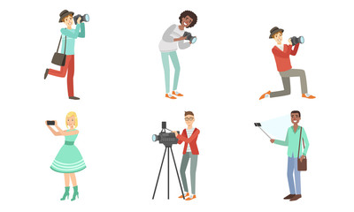 Fototapeta na wymiar People with cameras and smartphones. Set of vector illustrations.