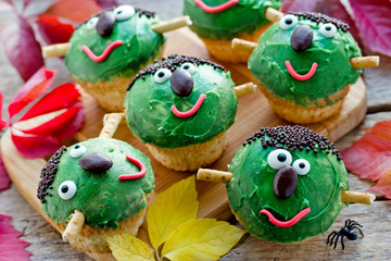 Frankenstein cupcakes - funny treat for kids for Halloween party