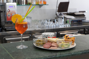 italian, appetizer, food, cuisine, fresh, restaurant, meal, cheese, gourmet, lunch, healthy, traditional, vegetarian, table, dinner, basil, delicious, tomato, kitchen, bread, buffet, wine, antipasto, 