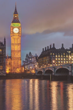 big ben and houses of parliament in london at night