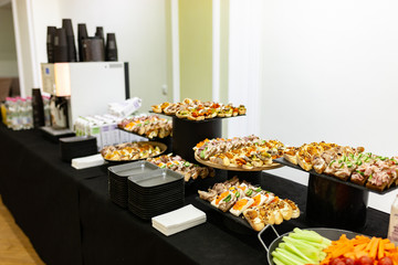 Food and drinks for corporate events, parties, conferences, summits.