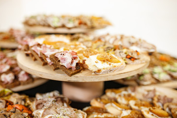 Food and drinks for corporate events, parties, conferences, summits.