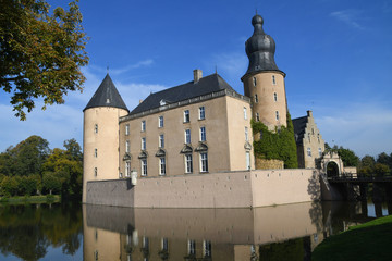 Fototapeta na wymiar Burg Gemen (Borken im Münsterland)