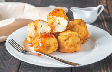 Fried cauliflower coated in batter