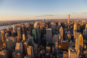 Fototapeta premium Vistas de Nueva York desde el Empire State al atardecer