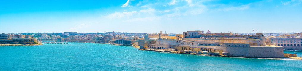 Landscape with old Fort Saint Angelo, Birgu, Malta - obrazy, fototapety, plakaty