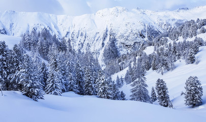 Fototapeta na wymiar Alps mountains ready for winter sports.